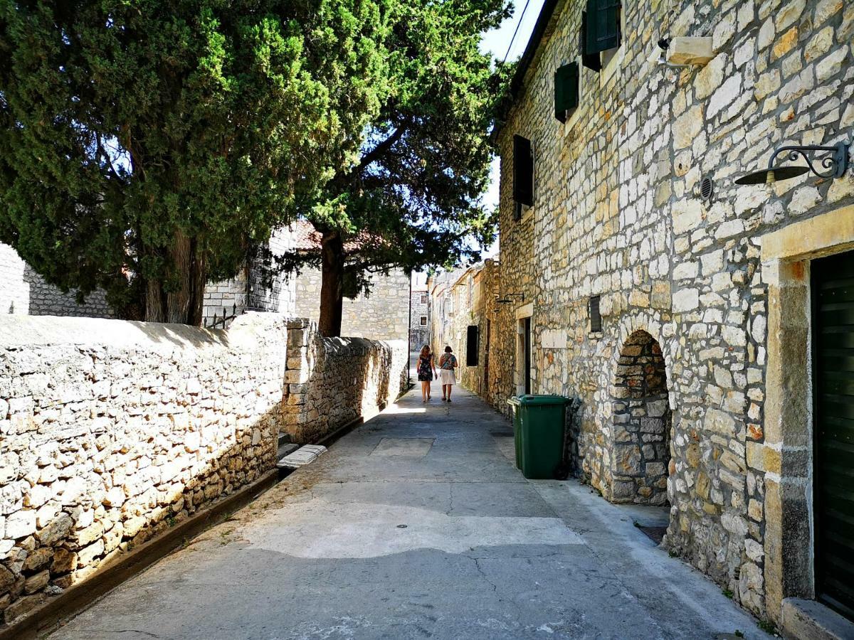 Apartmani Labud Sukošan Exteriör bild